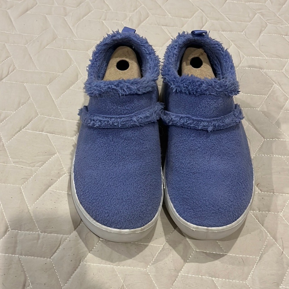OOFOS oocoozie low shoe